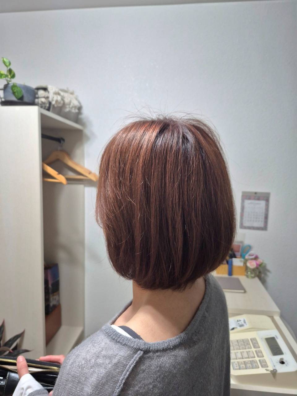 ピンクベージュ